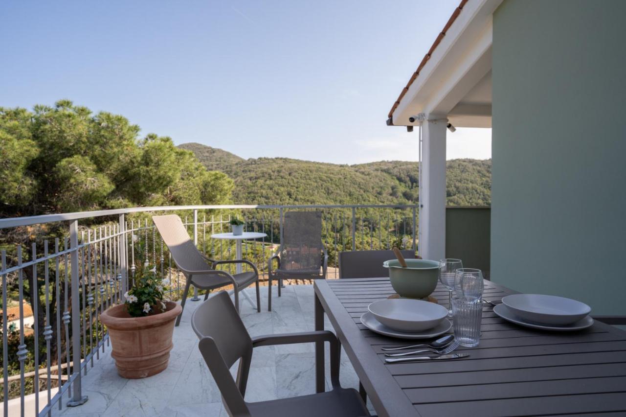 Elbitat Homes Bagnaia  ภายนอก รูปภาพ