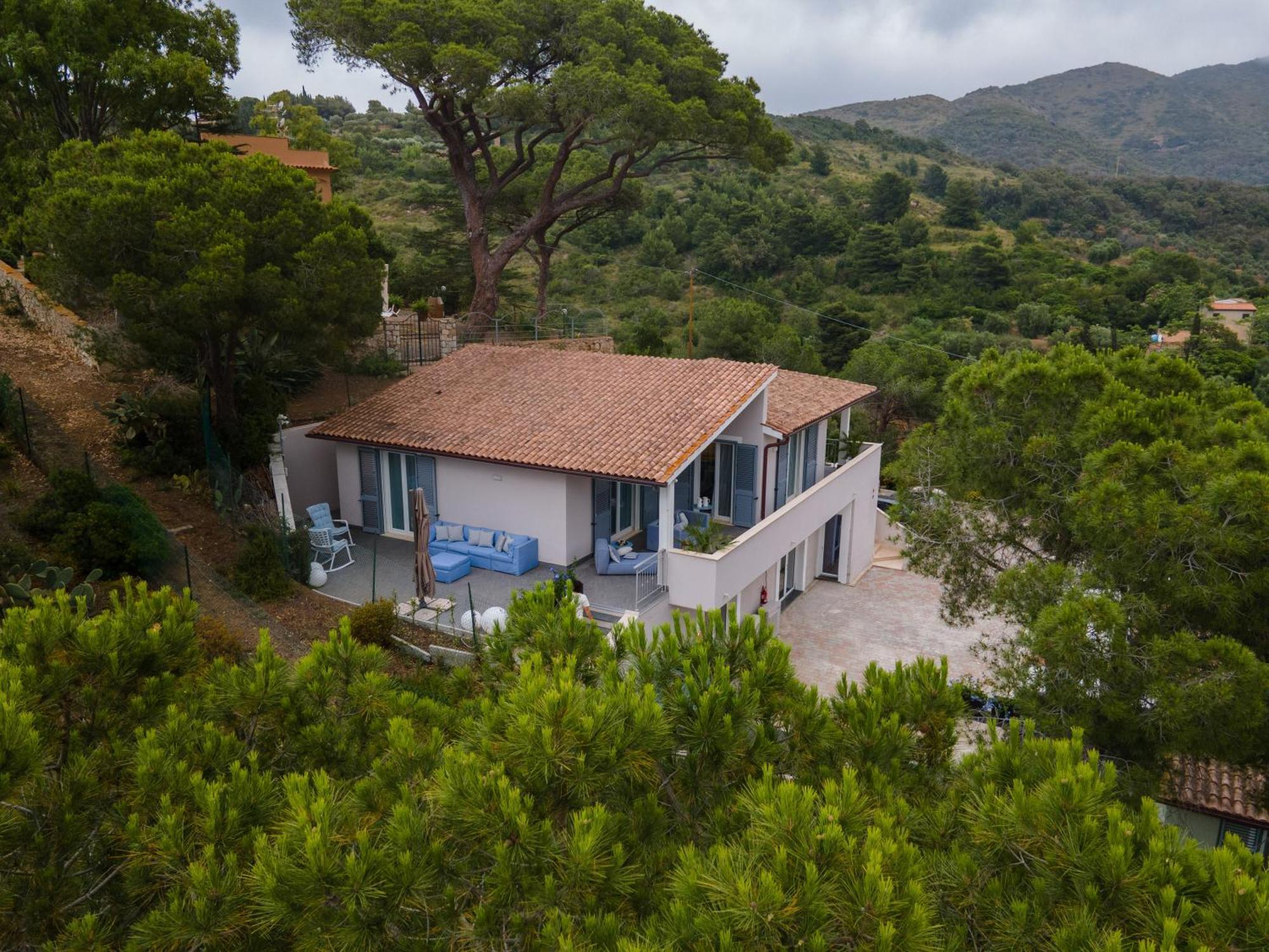 Elbitat Homes Bagnaia  ภายนอก รูปภาพ