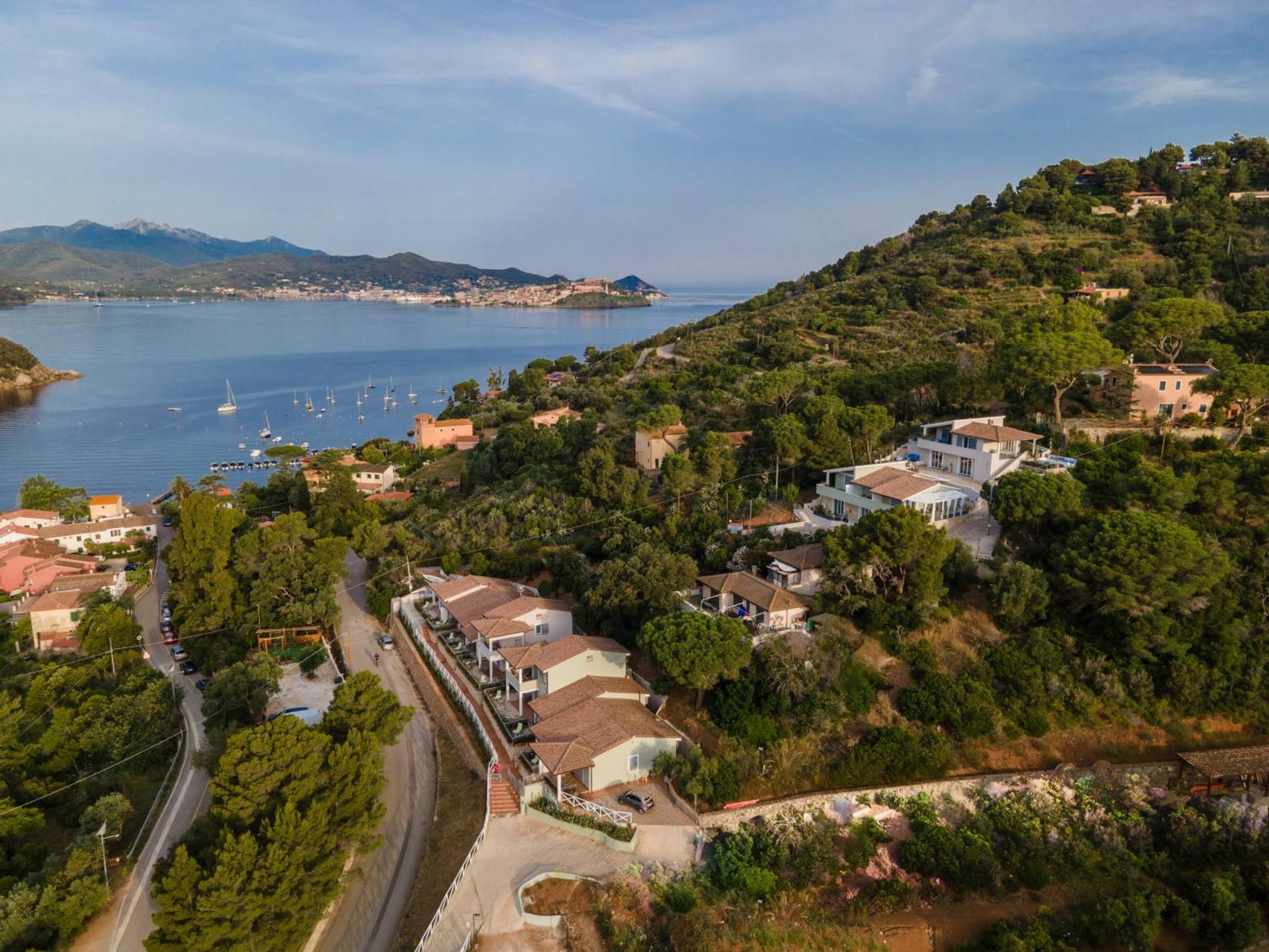 Elbitat Homes Bagnaia  ภายนอก รูปภาพ